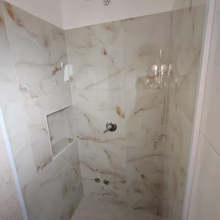 Hotell Bellavista 2*